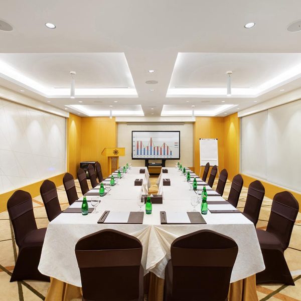 Al Diwan meeting room dubai business hotel dubai